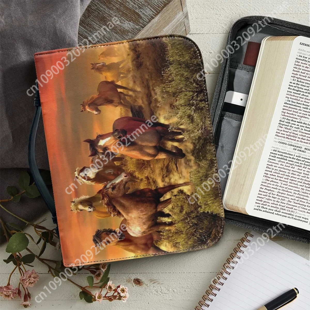 Custom Running Horse Print Bible Cover Case Animal Christian Bible Storage Bag Women's Bible Bag Portable Zipper Handle Handbags