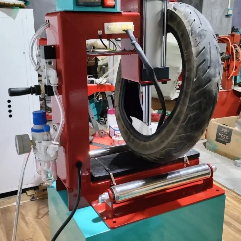 Electric two-wheel nail hole fast double-sided heating fire mending machine Motorcycle nail hole vulcanizing machine