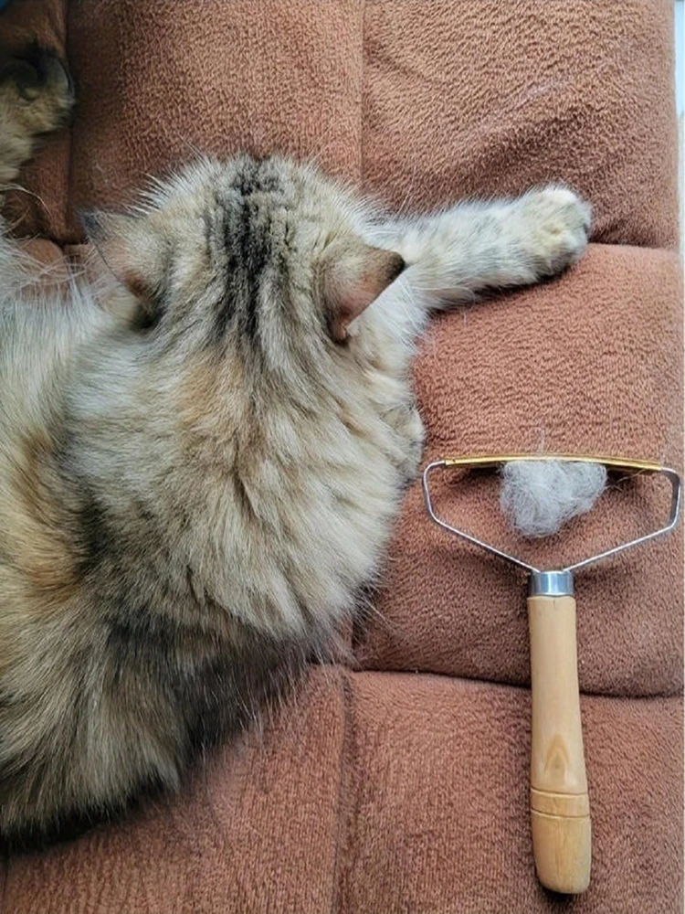 1/2 Piece Gentle Pet Brush, Suitable for Cats and Dogs, Effe