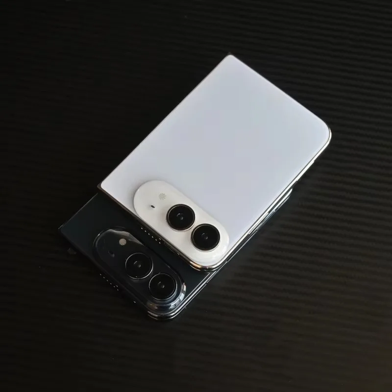 New Arrival Realistic Dummy Phone Model, Mockup Phone for Duo 18 Ultra Fold, Photography Display Prop Prank Novelty Gag Gift