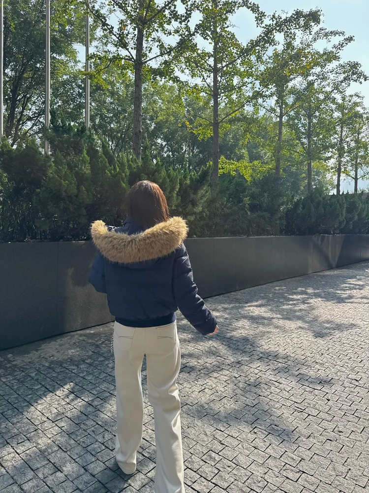 

MLPSTUDIO ort 90 White Du down Jaet with Fur Collar Cleanfit Sle Thi Warm Coat for Women Winter Season