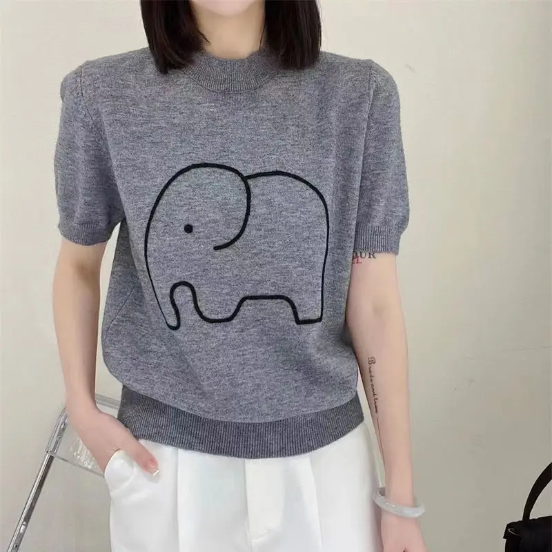 

Solid Pullover Small Elephant Short-sleeved Knitted Female Early Spring 2023 New Lazy Loose Short Bottoming Sweater Clothing