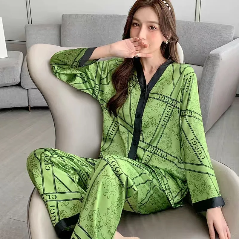 Pijamas Luxury Brand ensemble femme 2 pièces Sleepwear V-Neck Cardigan pijama mujer Long Sleeve Silk pyjama pour femme Comfort