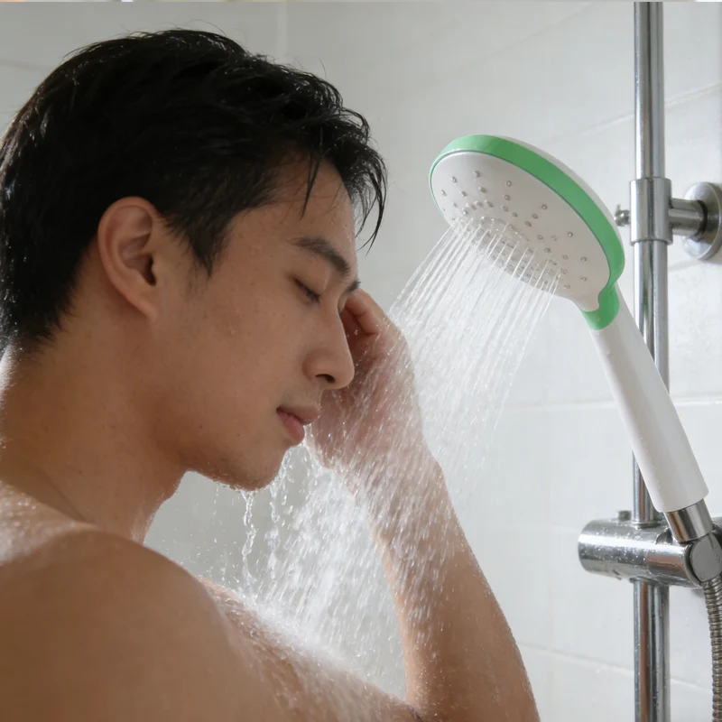 

Набор для душа: ручная лейка с большим зеленым кольцом для повышения давления, аксессуары для ванной комнаты