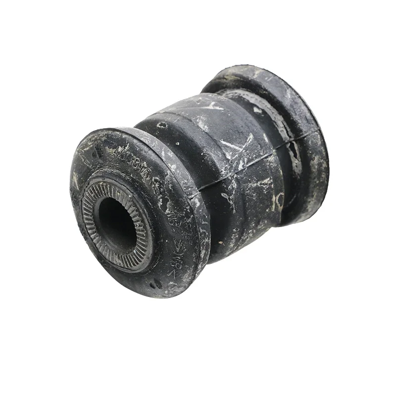 Front lower arm rubber sleeve for 15-18 Dongfeng AX7 Triangle arm front center bushing