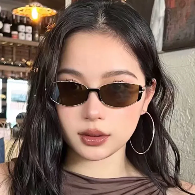 Metal textured brown sunglasses