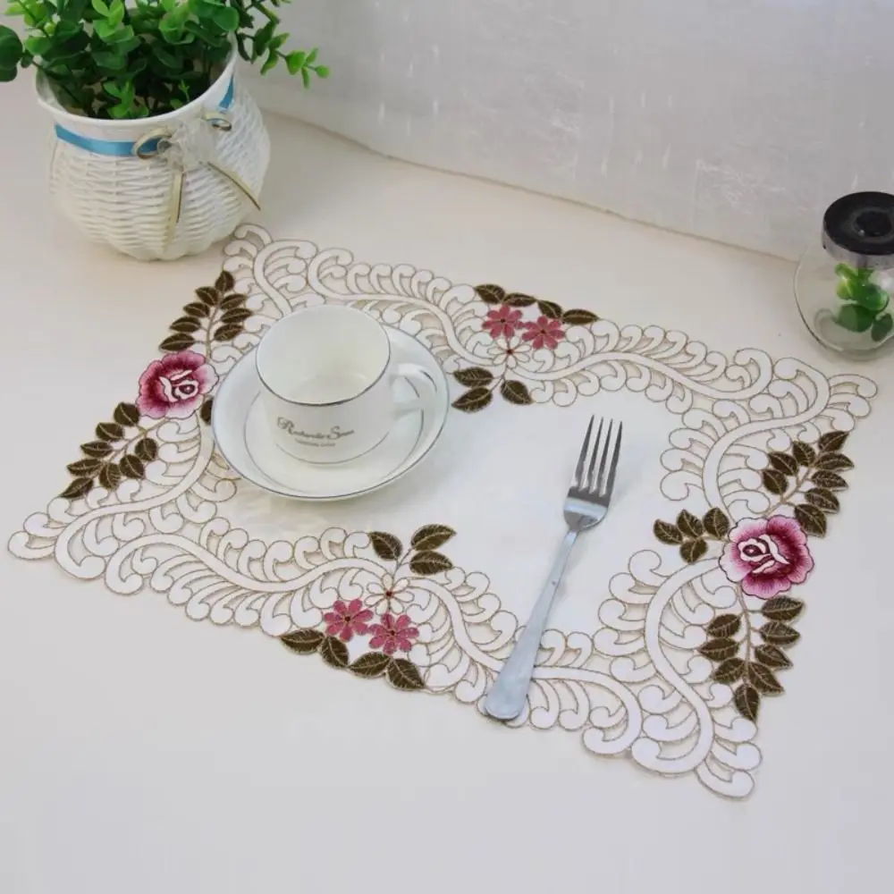 

Vintage Dining Table Place Mat Non-Slip Large Floral Tableware Washable Heat Resistant Embroidered Lace Fabric Placemat