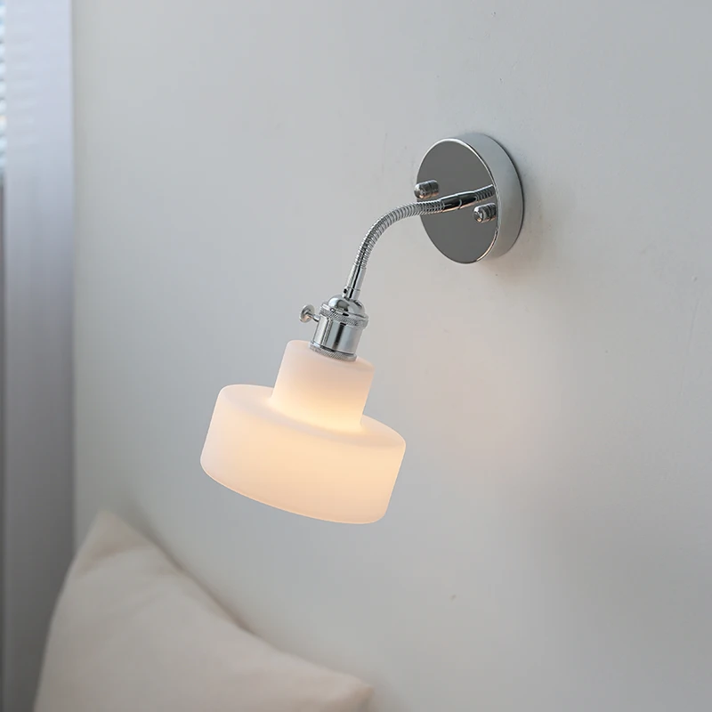 IWHD Zugkettenschalter LED-Wandleuchte für Wohnzimmer, Schlafzimmer, Nachttischlampe, weißes Glas, nordische moderne verstellbare Armbeleuchtung