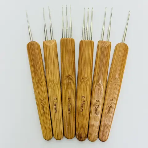 Bilashmart 0.5mm/0.75mm Bamboo Crochet Knitting Needles Hooks Dreadlock Crochet Hook Crochet Needles Hair Dreadlocks Tool for Braid Craft