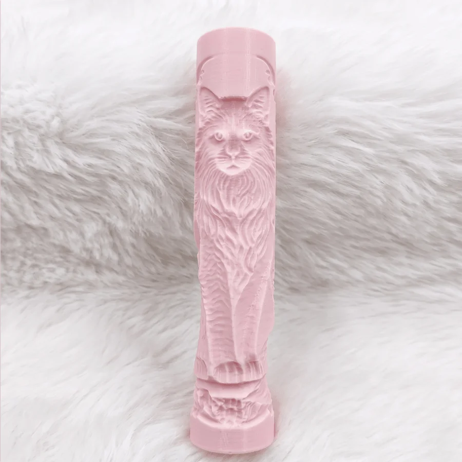 Rodillo de textura de arcilla polimérica con diseño de gato Maine Coon altamente detallado. Este lindo rodillo de grabado con motivos de animales es perfecto para cerámica y alfarería.