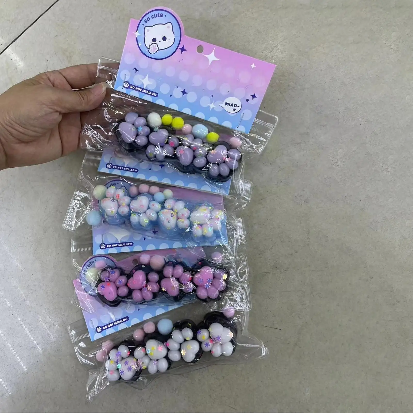 Brinquedo de apertar pata de gato, aparelho macio para alívio do estresse, tamanho de bolso, suporte para emoção, companheiro para crianças, adolescentes, adultos, escola de viagem