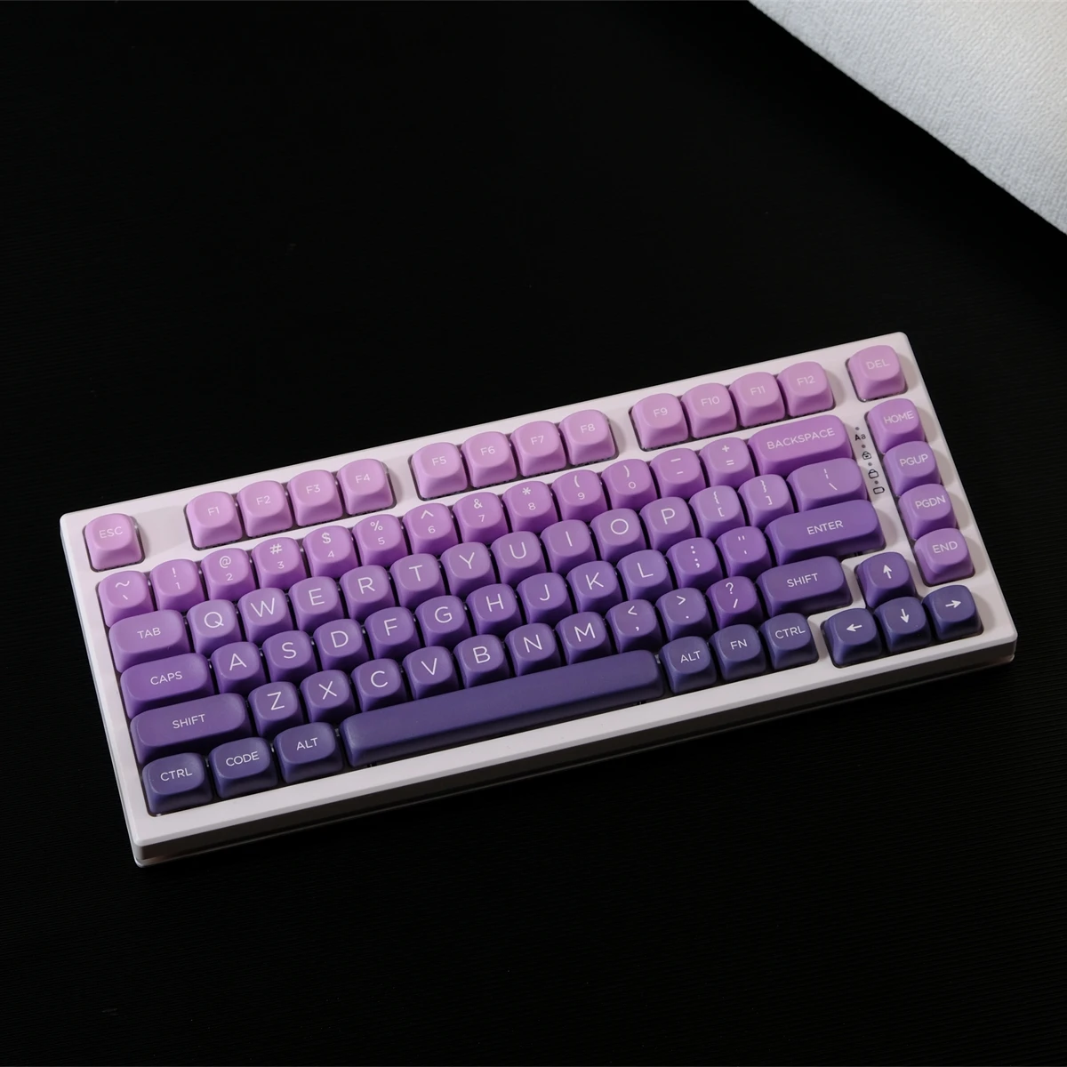 

PBT Keycaps MOA Profile Violet Gradient For GMK67 Wooting Gaming Mechanical Keyboard Dye Sub Keycap 126 Keys Classic