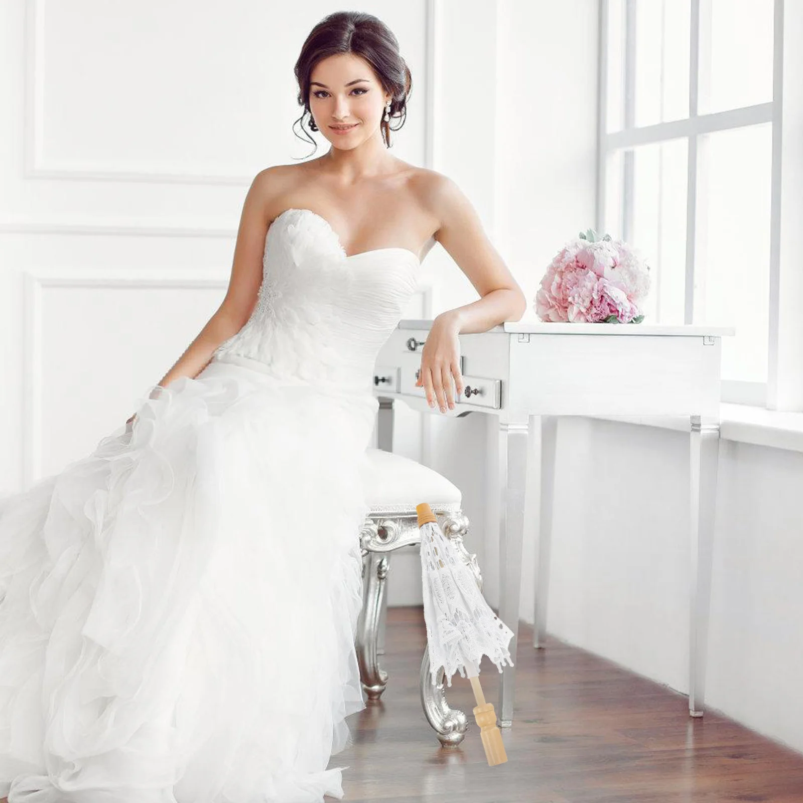 

2Pcs Cotton Cloth Lace Umbrella Elegant Wedding Photography Prop Bride Parasol Bridal Party Decoration White Lace Parasol Wood