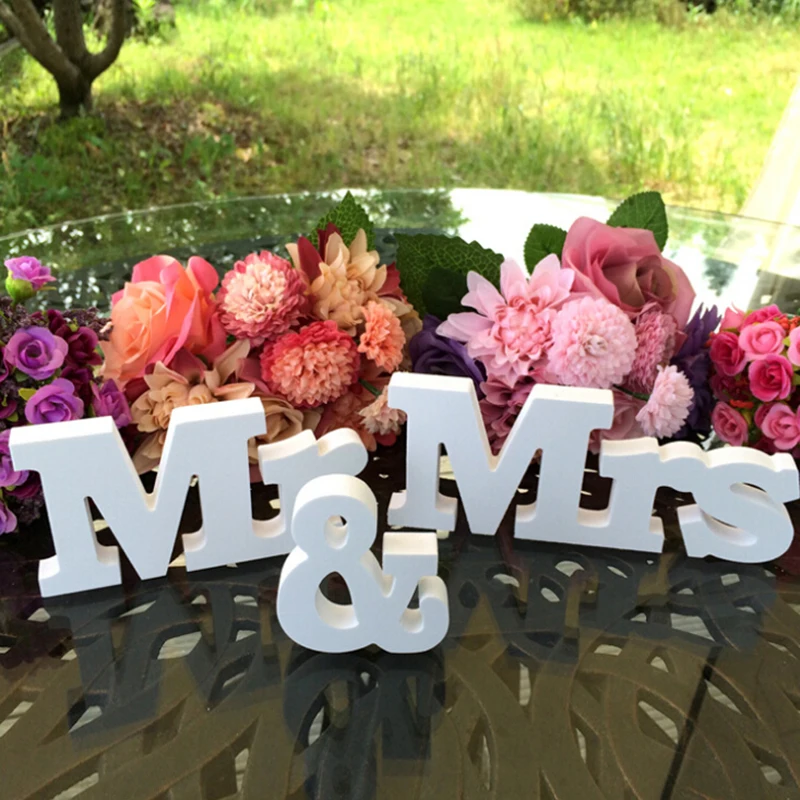 ديكور حفلة عيد ميلاد Mr & mrs ، علامة إبداعية بحروف بيضاء