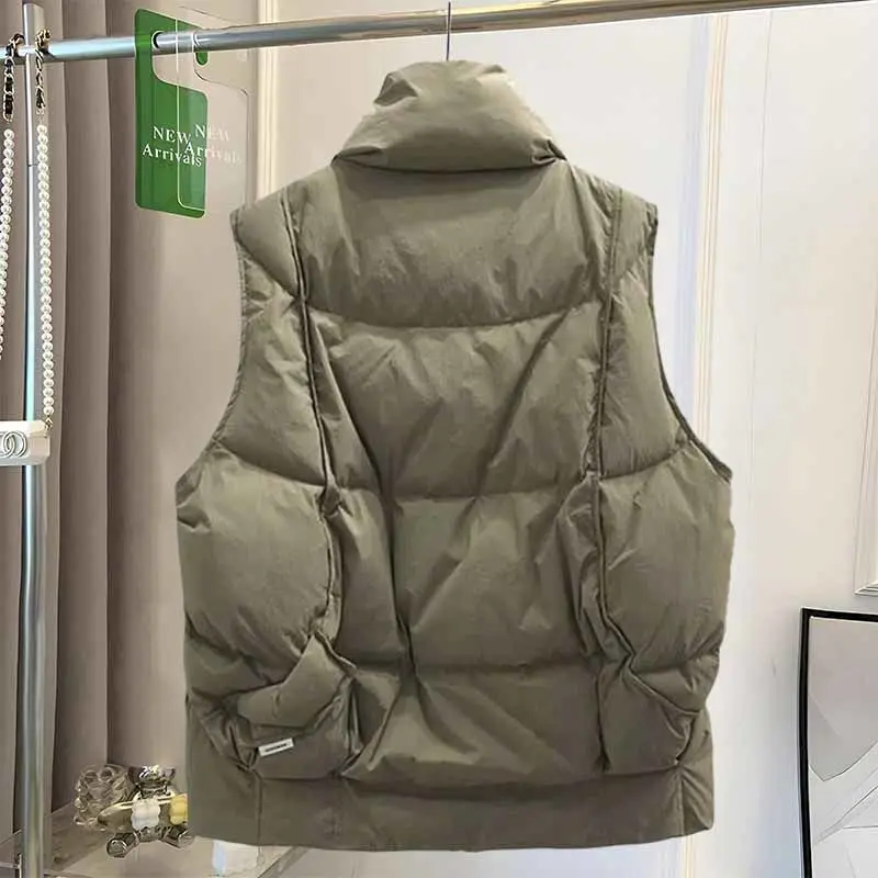 เสื้อกั๊กไหมแฟชั่นเกาหลีสำหรับผู้หญิง ปี 2025 ฤดูใบไม้ร่วง ฤดูหนาว สไตล์ลำลองใหม่ เสื้อคลุมตัวนอก เสื้อกั๊กน้ำหนักเบาพิเศษ เสื้อแจ็คเก็ตแบบหนาสำหรับผู้หญิง