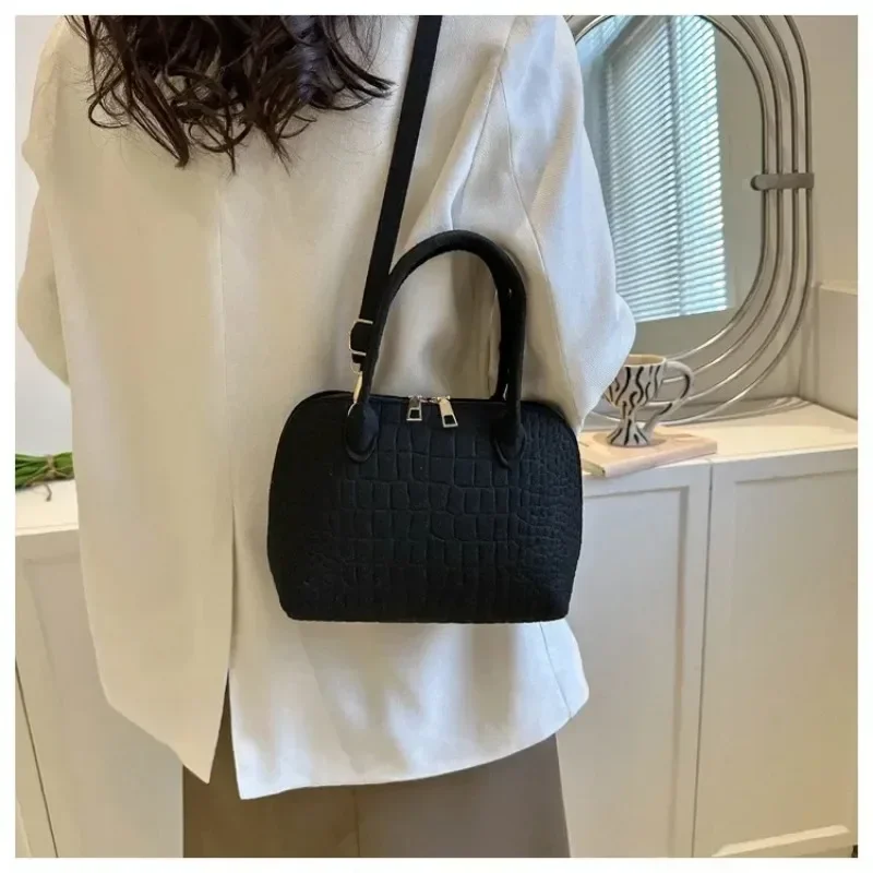 Leisure Commuter Crossbody Bag for Women Shell Bag 2024 Spring New Fashion Simple Handbag Shoulder Bag Women Purse Сумка Женская