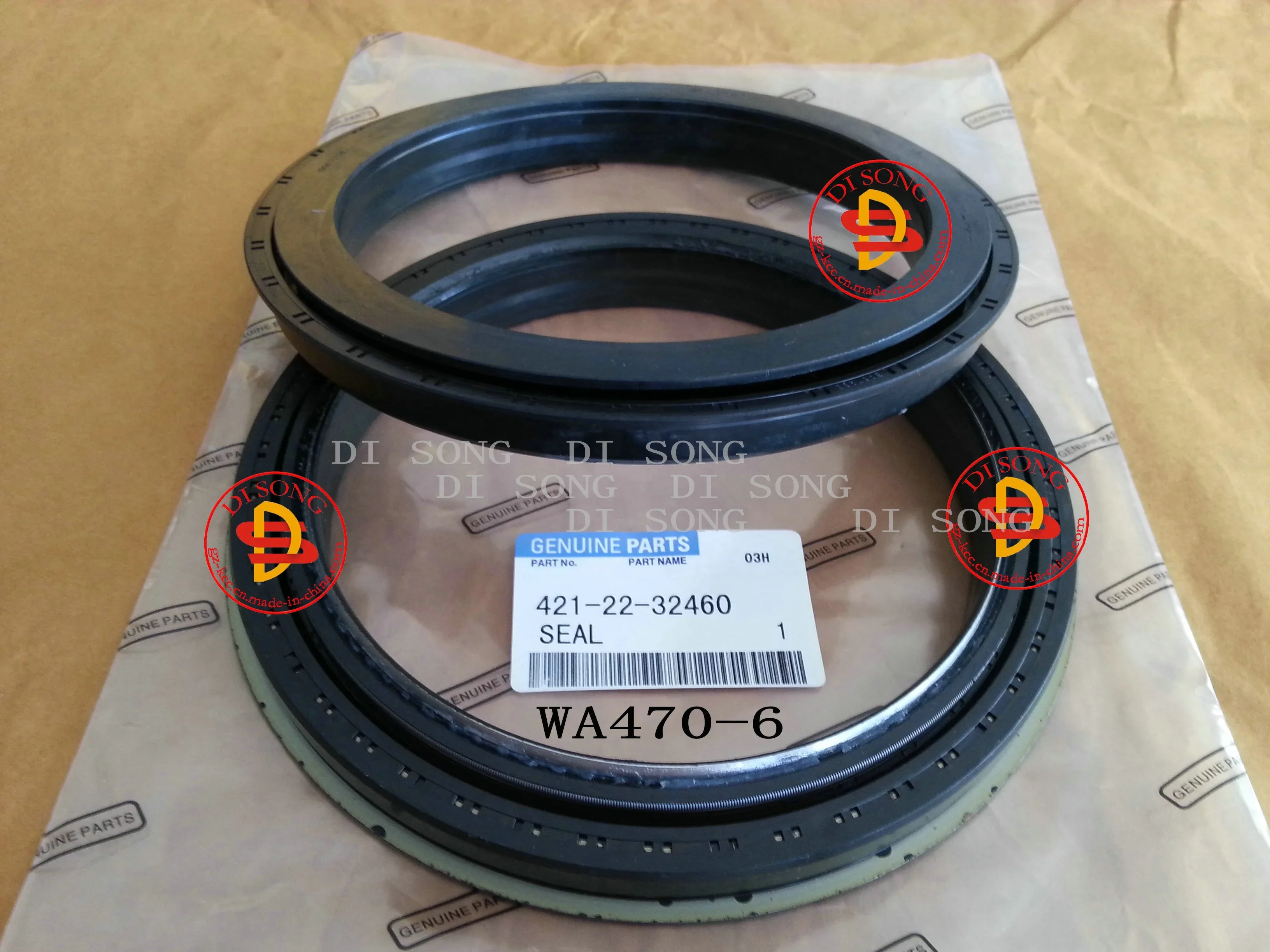 machinery parts made in China  OIL SEAL 421-22-32460 for Wheel Loader WA320-5 WA380-3