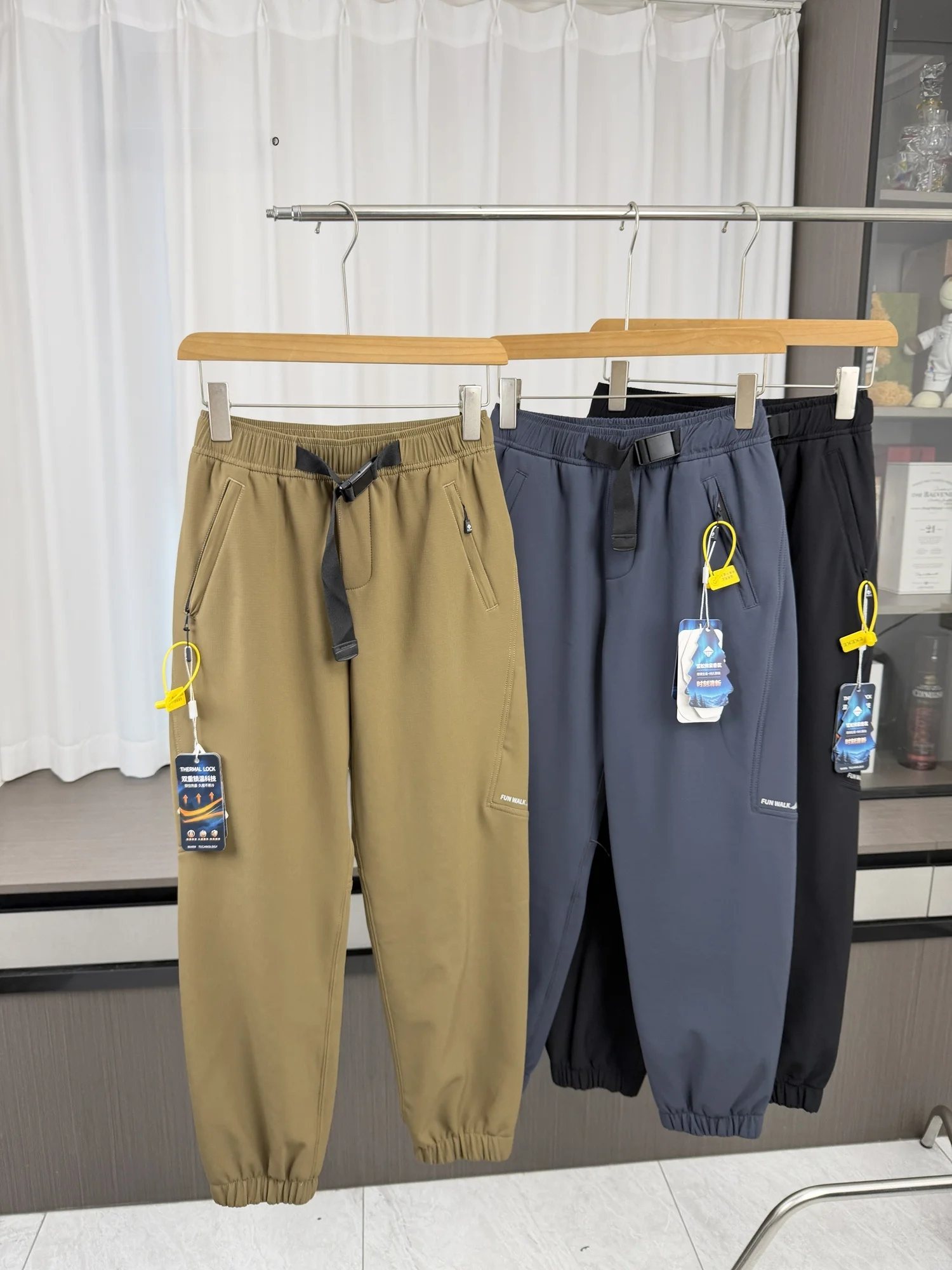 Warm Polar Fleece Lined Cuffed Casual Pants Men's Windproof Waterproof Autumn Winter Comfortable Loose Fit Trousers