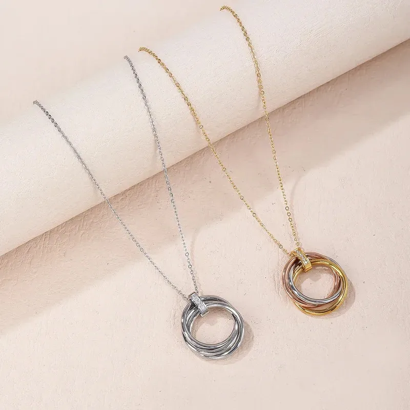

Блестящее гладкое колье с тремя соединяющимися кольцами, женское, модное, минималистичное, на ключицы, элегантное, уникальное, подчеркивающее индивидуальность