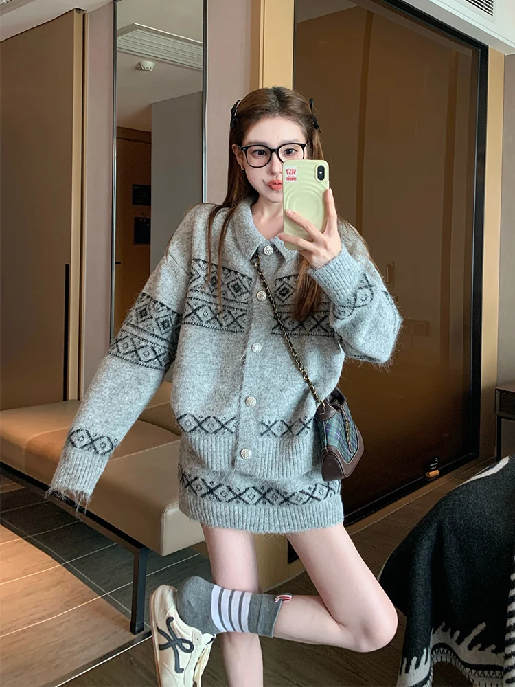 Set maglione jacquard con colletto polo donna 2025 nuovo autunno inverno stile accademico gonna vintage pigra in due pezzi