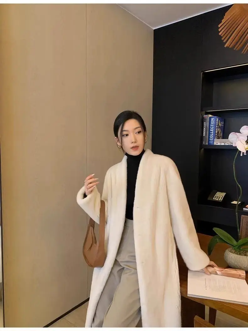 

Faux Fur White Coats Womens Summer Fashion Techwear Cozy Puff Wrap Single-Breasted Gorgeous Highstreet Cocoon-Type Suede Elastic