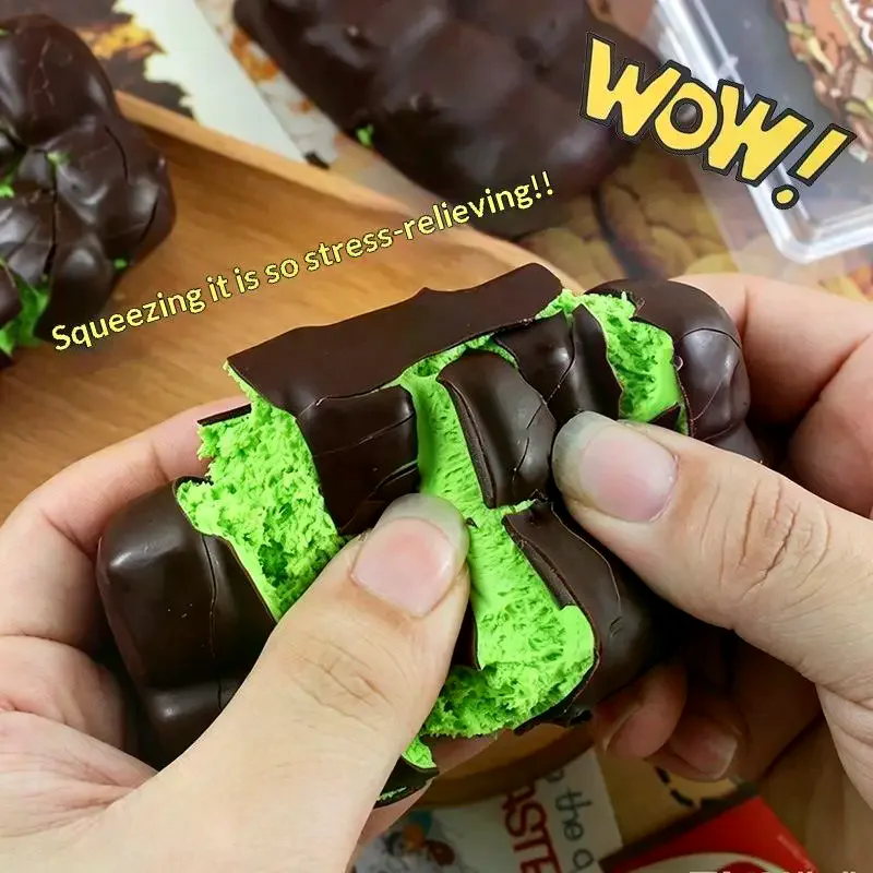 /GJ/Chocolate Wax Cracking Squeeze Toy Cat Paw Donut Crunchy Sound Ball Crispy Feel Crackable Texture Sensory Squeeze Toy