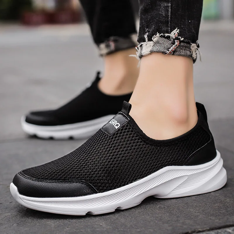 Lightweight Men Casual Shoes Breathable Slip on Male Casual Sneakers Anti-slip Men's Flats Outdoor Walking Shoes Size 38-47