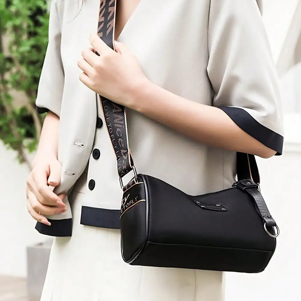 

Retro Wide Strap Crossbody Bag Large Capacity Soft Leather Women's Bag