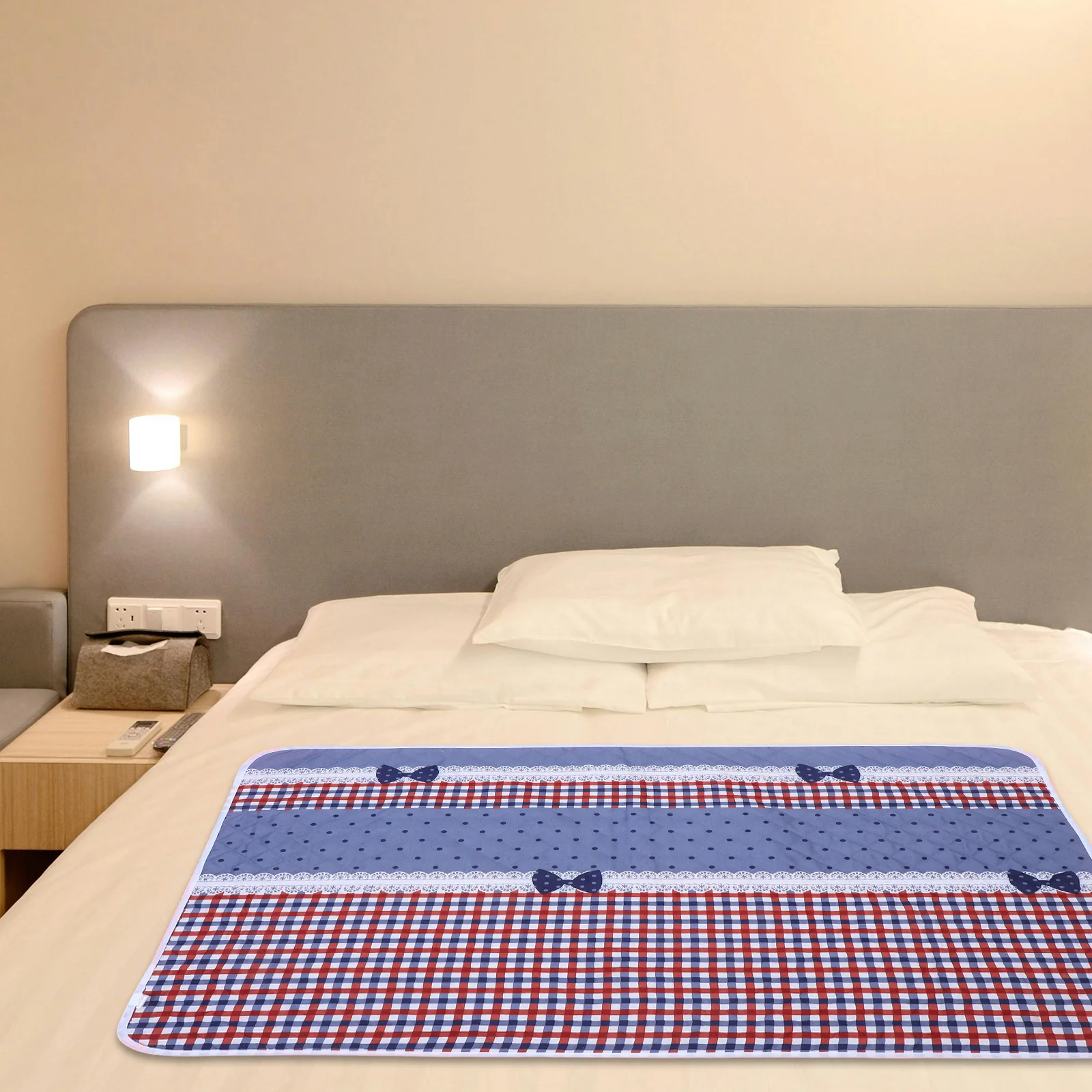 

Extra Large Reusable Waterproof Bed Pad Thick Absorbent for Women Children Machine Washable Mattress Protector Sleep