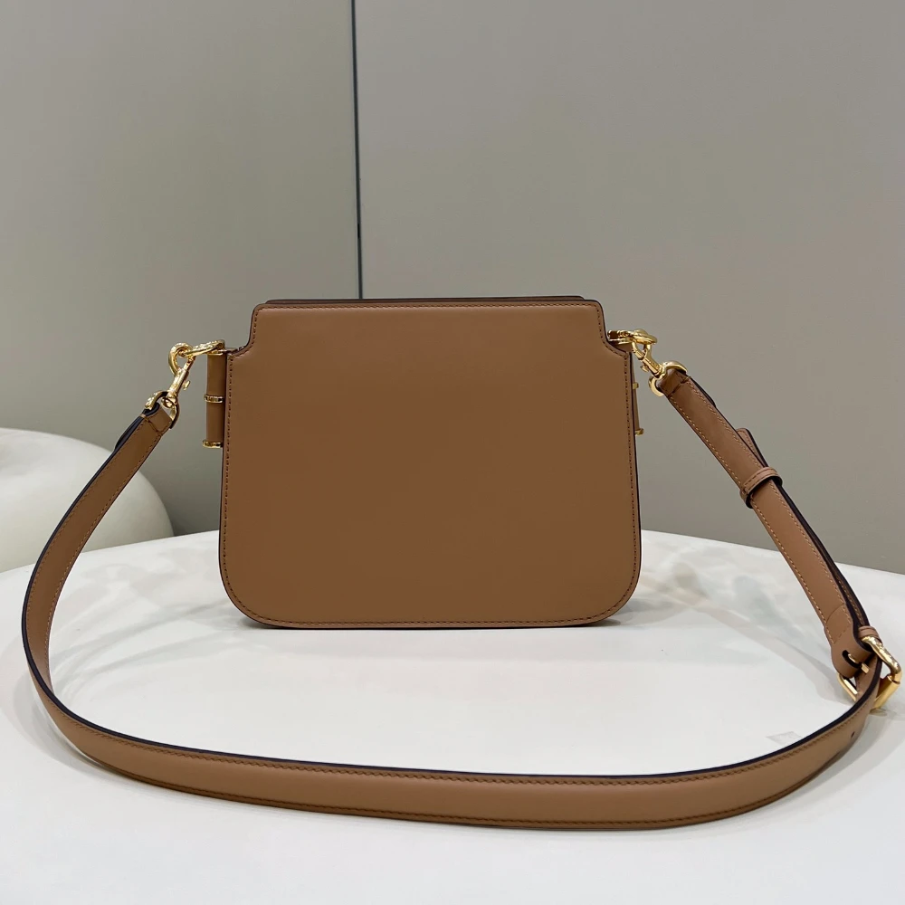 

2025 Luxury Brand Bag Summer Beach Clutch Bag High Quality Designer Handbag Dumpling Purse Handmade Evening Bags