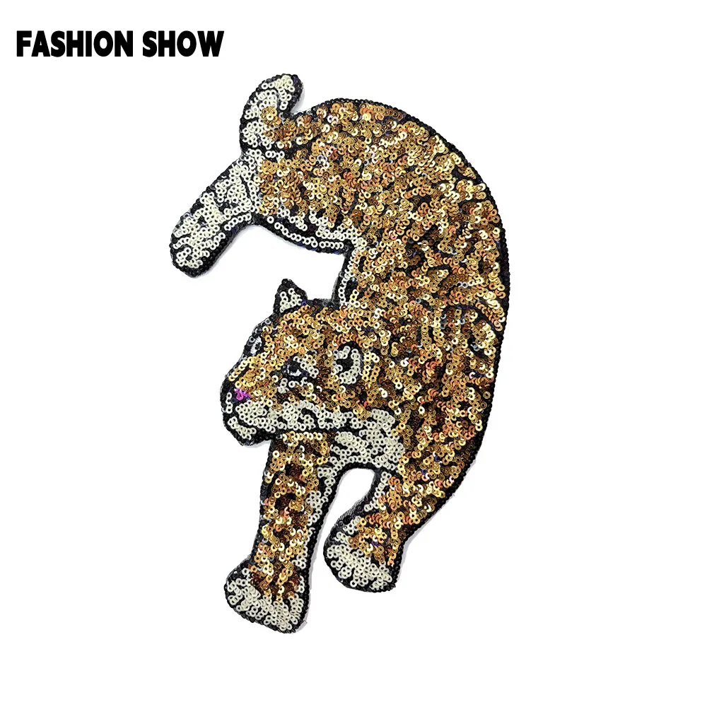 [Sparkling Leopard Print] Sequin Embroidery Patch Leopard Shape Decorative Patch for Sweatshirts, T-Shirts, Sweaters, Hats DIY Accessories Fashion Iron-On Badge