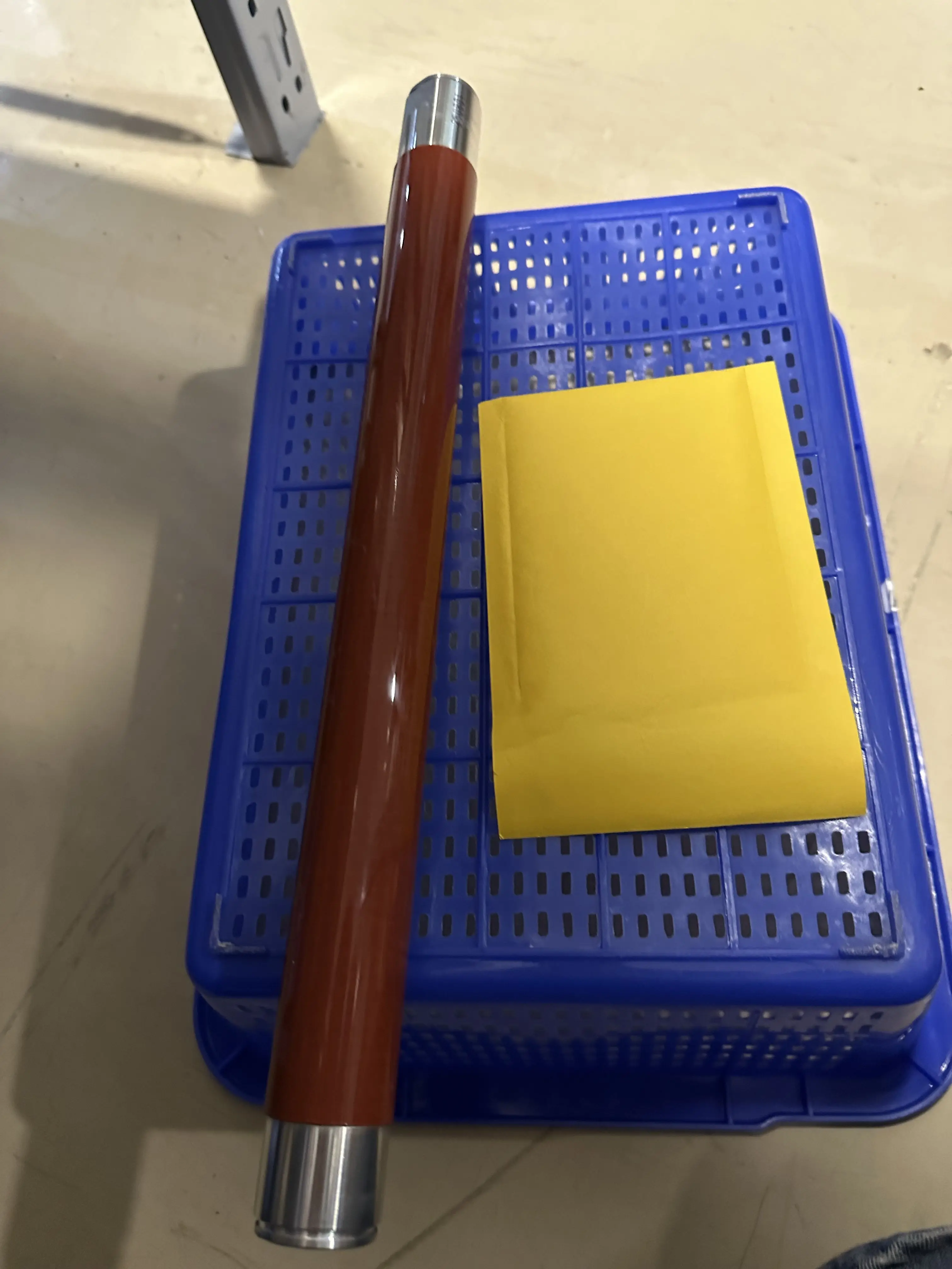 

Верхний нагревательный ролик фьюзера для Xerox Color 550 560 C60 C70 C75 J75 DC 240 242 250 252 260 700 6550 7550 7775 7780 059K33390