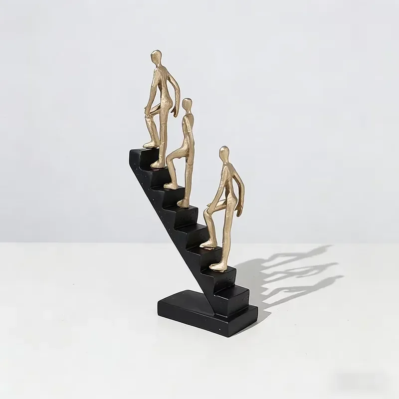 Modern Abstract Climbing Man Resin Sculpture Luxury Home Decor Art Figurine High End Desktop Ornament Injection Molding