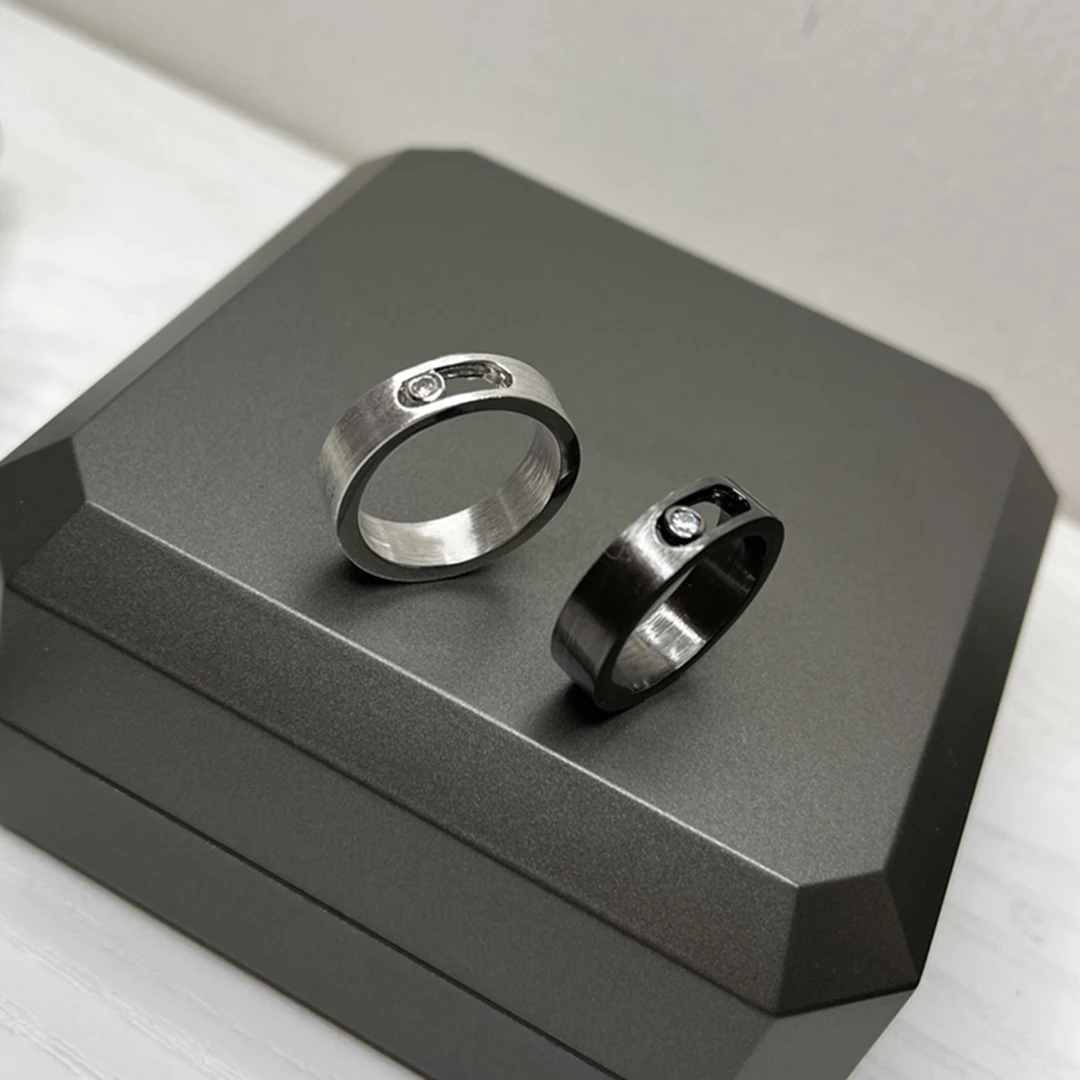 High Quality Titanium Steel Exquisite Jewelry Lovers Engagement  Rngs. Electroplating Natural Gray Matte Black.A Special Gift