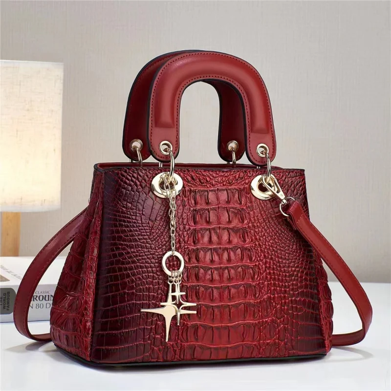

Versatile summer new fashion hot-selling mom bag, shoulder and crossbody bag, elegant ladies' bag
