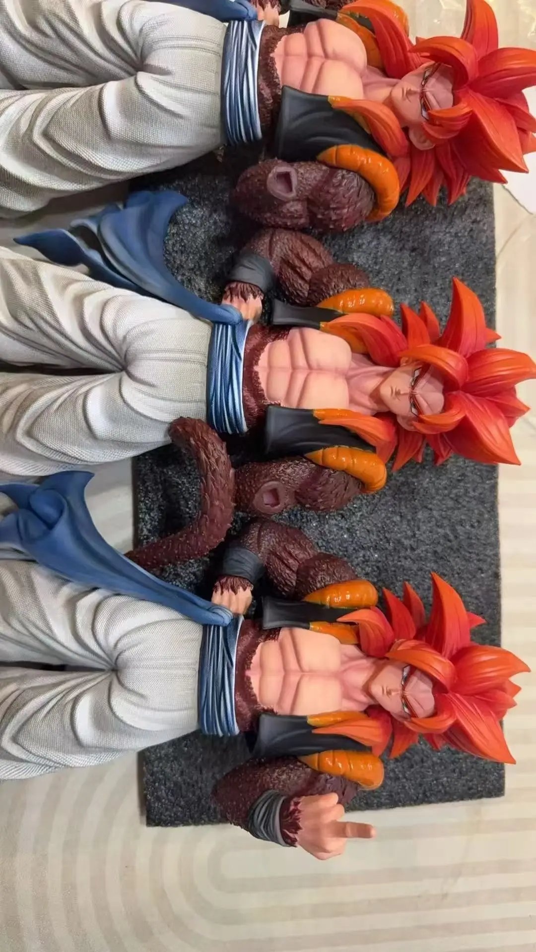 30 cm Dragon Ball Anime Figure Gogeta Figura Super Saiyan 4 Modello PVC 30 cm Statua Scrivania Ornamento Giocattoli Ragazzo Compleanno Raccogliere Regali