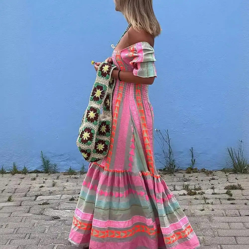 Lady Maxi Dress Bohemian Style Geometric Print Maxi Dress for Women Square Neck Pleated Patchwork Half Sleeves Vacation Beach