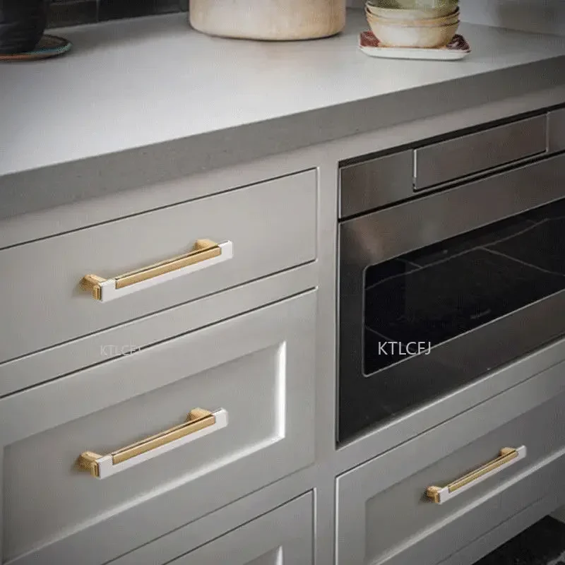 Manija de cocina cromada dorada moderna, perillas de gabinete, tiradores de cajón de moda, manija de muebles, herrajes para puertas