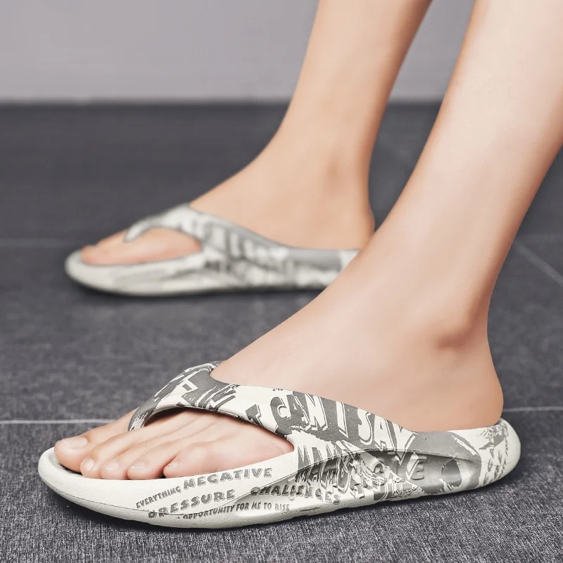 Men's Summer Sandals Anti-Slip Wear-Resistant Soft Bottom Thong Slippers Sports Beach Shoes Flat Heel Rubber Outsole EVA Upgr...