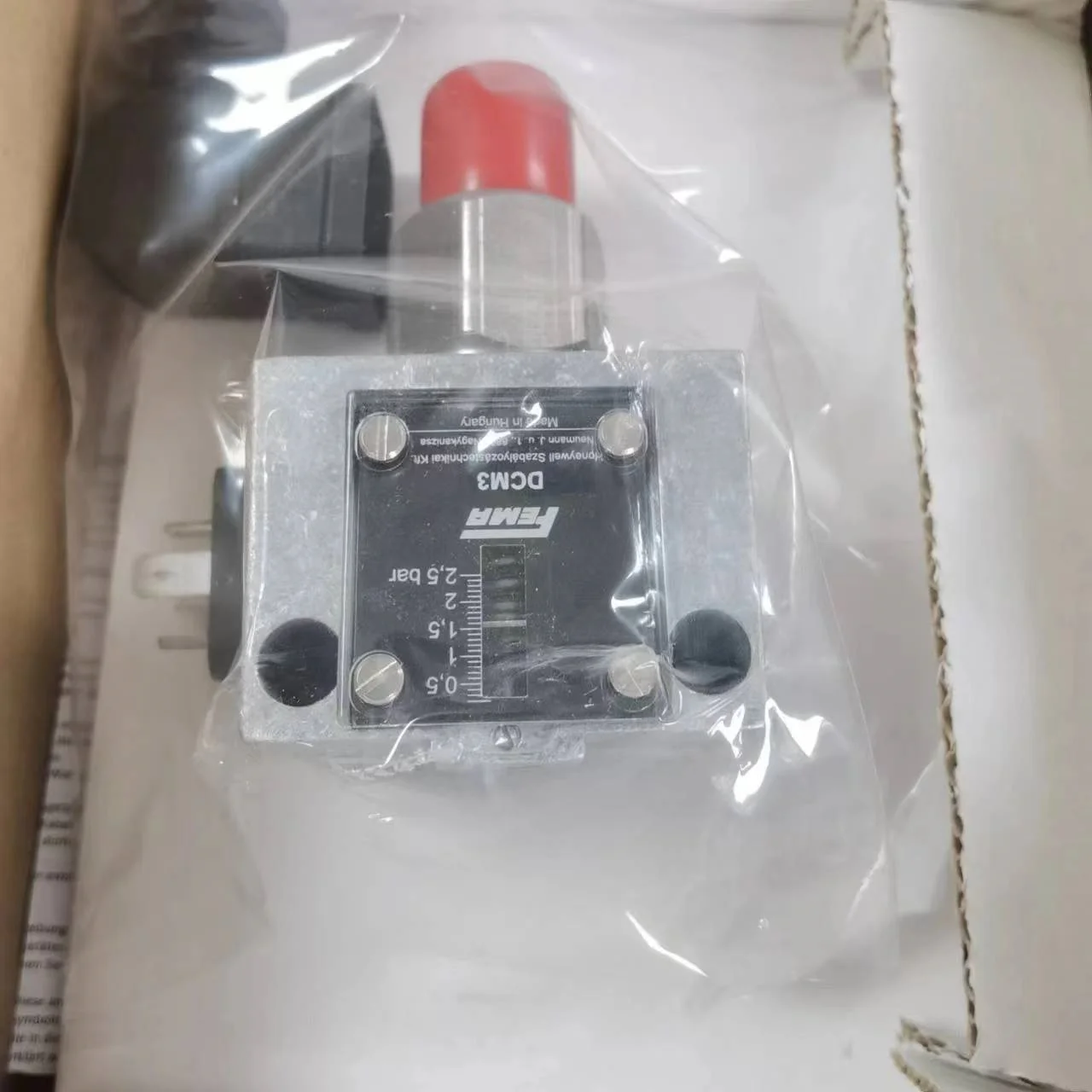 

2026 new Brand New Original FEMA Pressure Switches DCM3 Model Essential Boiler Parts
