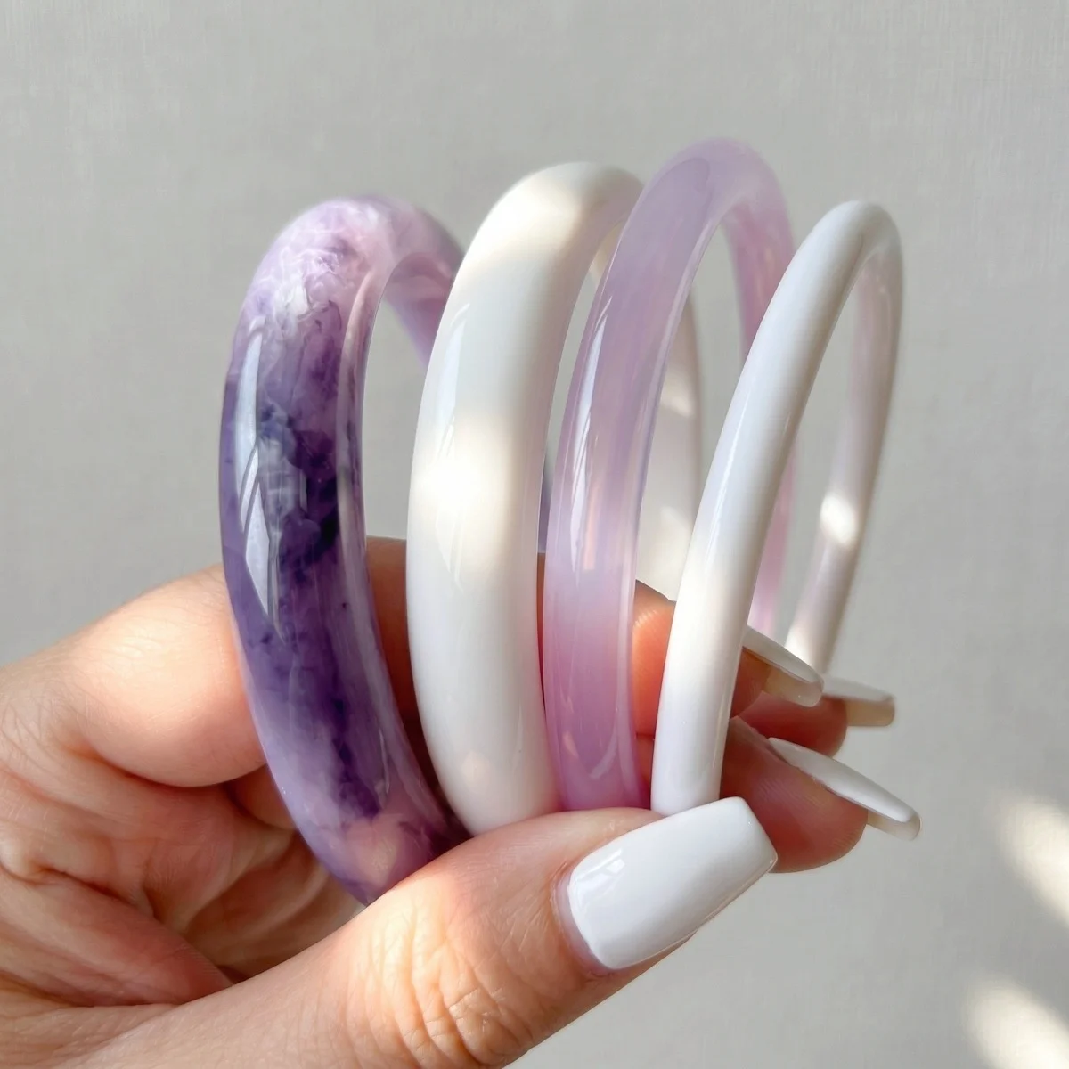 4pc Punk Stackable Resin Acrylic Round Bracelet Set for Women