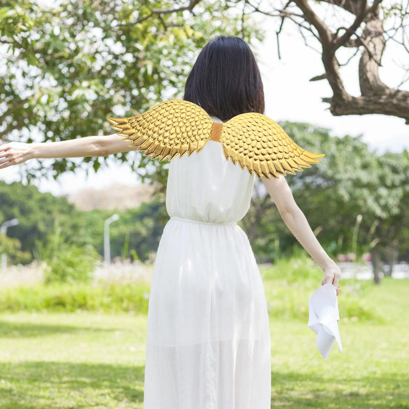 2 szt. Złote Skrzydła Anioła Duże Materiałowe Skrzydła dla Dzieci Dziewcząt Halloween Cosplay Impreza Scena Występ Rekwizyt Akcesoria do Przebrań