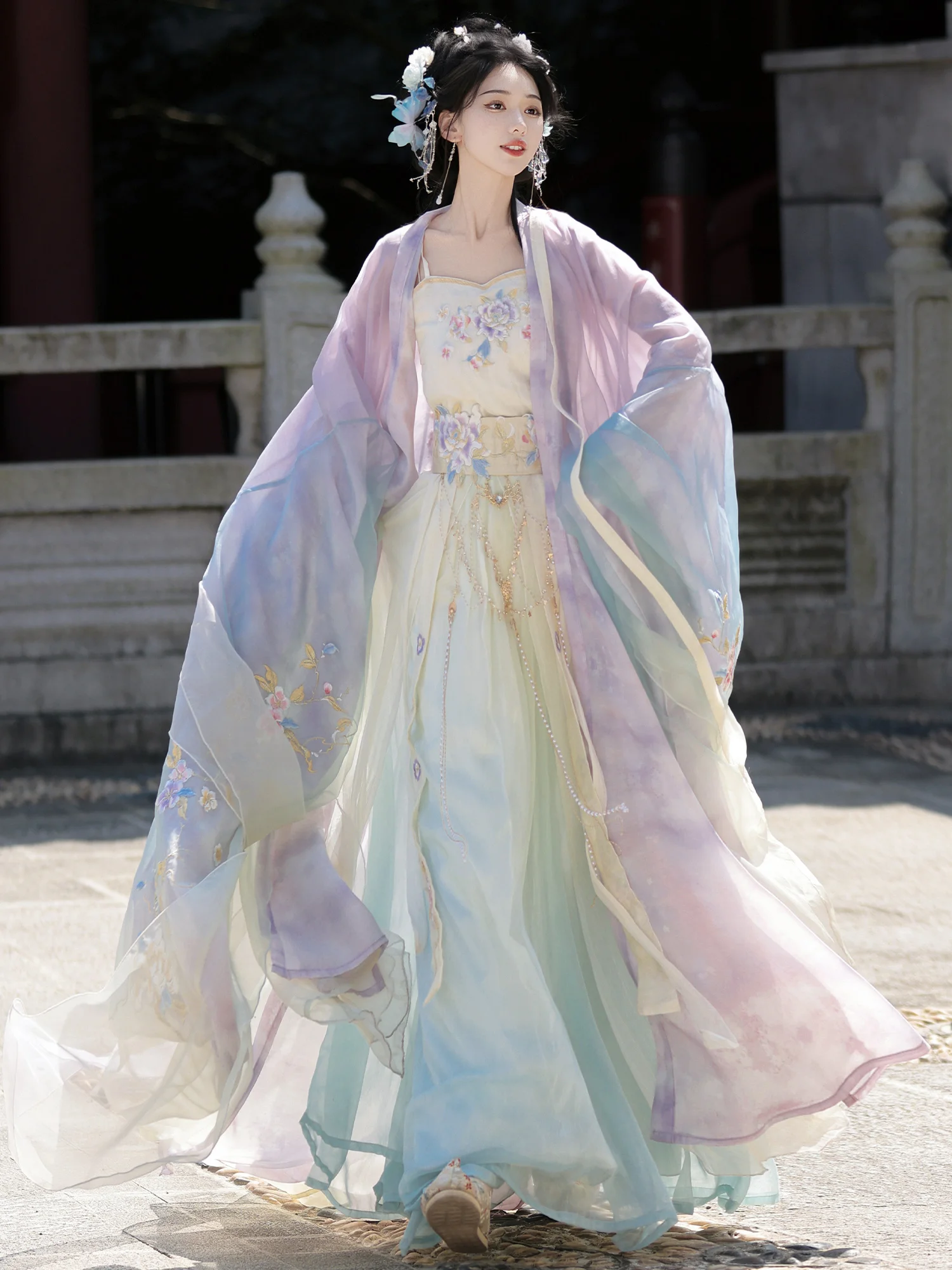 

Оригинальное ханьфу Xianchuxi в стиле династий Чжитан: новое поступление, летнее, до талии, в стиле древних фееричных нарядов, для прохладных весенних и летних дней.