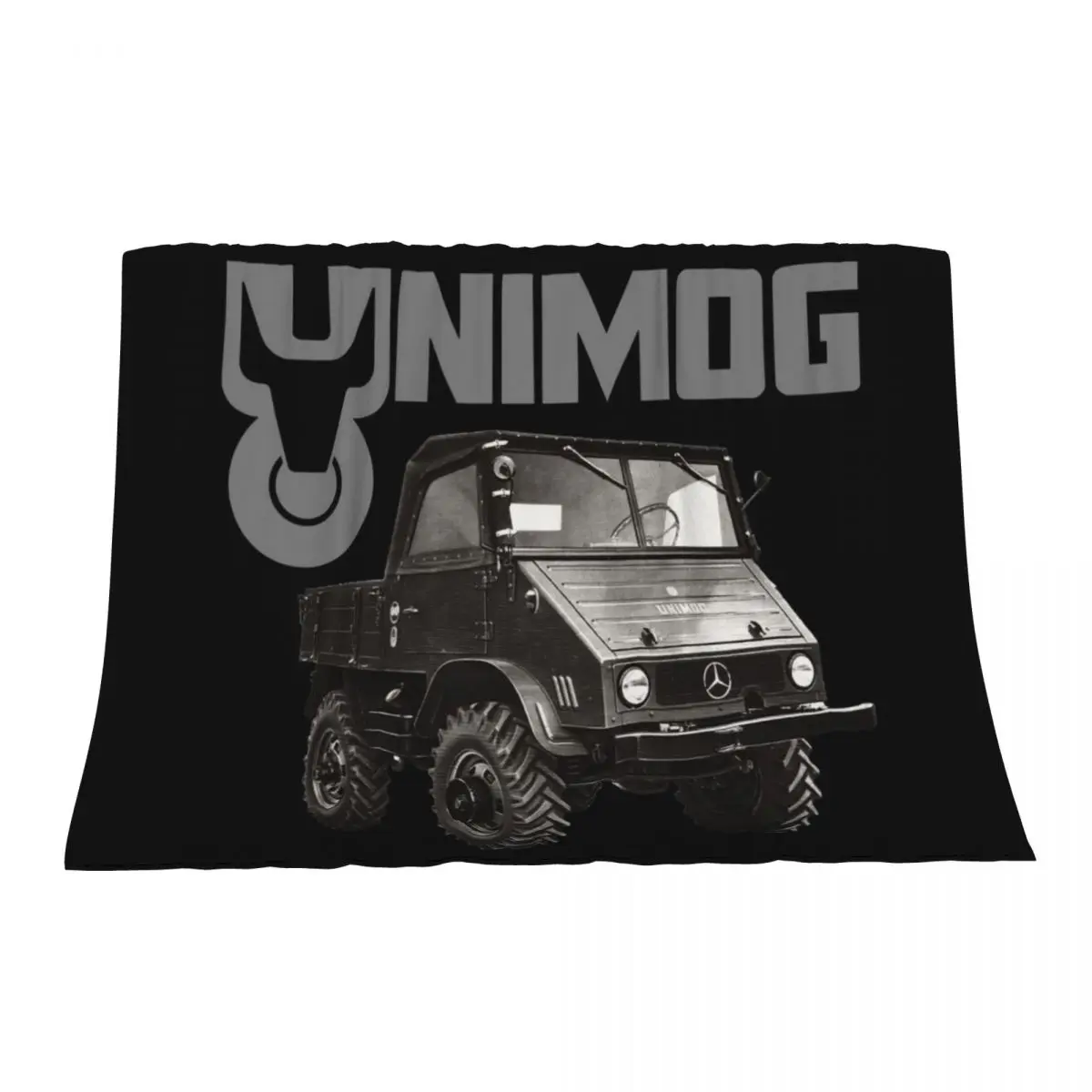 

UNIMOG oldschool (on black) Throw Blanket Designers Decorative Beds cosplay anime Picnic Blankets