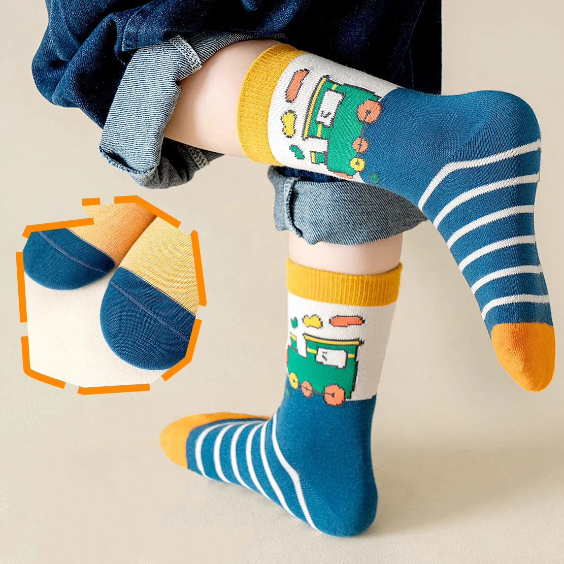 

5 пар детских носков, носки средней длины для мальчиков, осень/зима, спортивные носки для мальчиков и студентов с героями мультфильмов