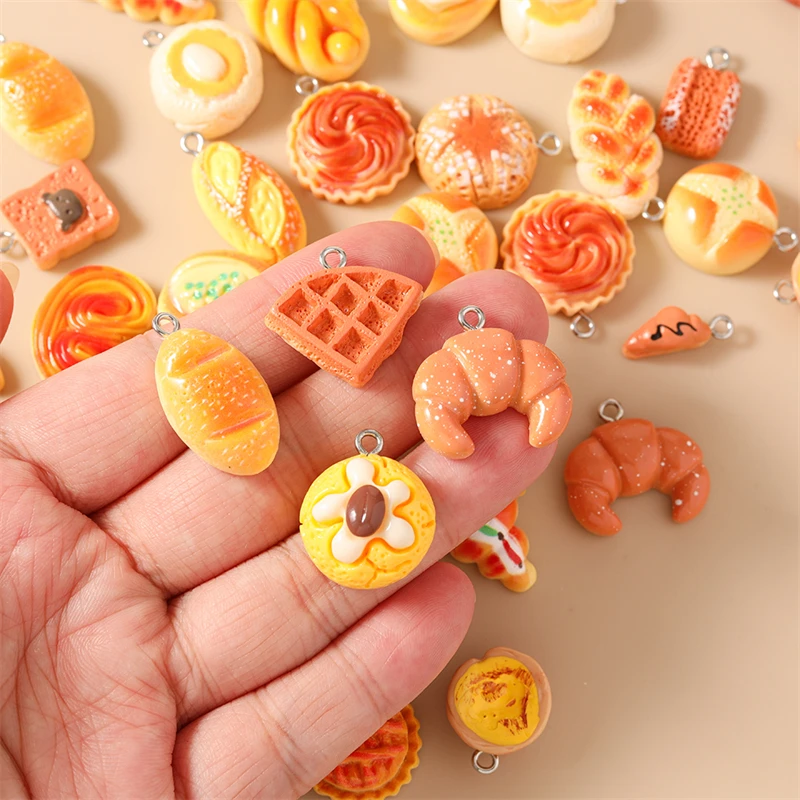 20 Stück niedliche, gemischte Anhänger in Form von Lebensmitteln und Brot aus Harz zum Basteln von Halsketten, Ohrringen, Armbändern, für DIY-Handarbeiten und als Schmuckzubehör. – Detail 2