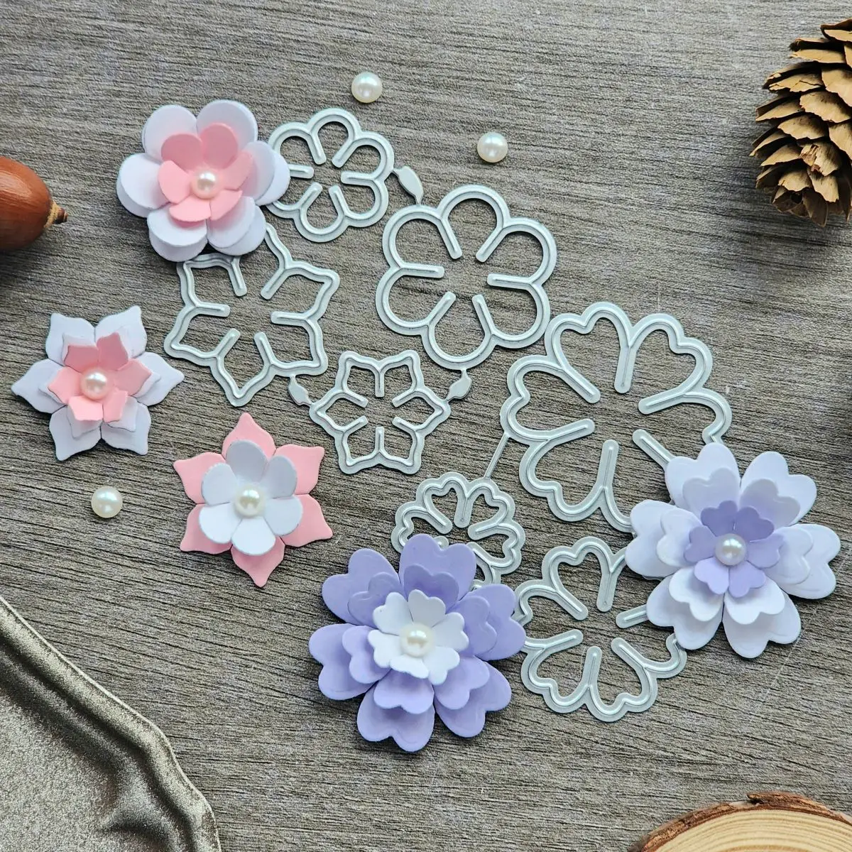 2PCS/Set 3D Flower Metal Dies Cutting for Scrapbooking Embossing DIY Manual Photo Album Decor Knife Mold Craft Petal Stencils