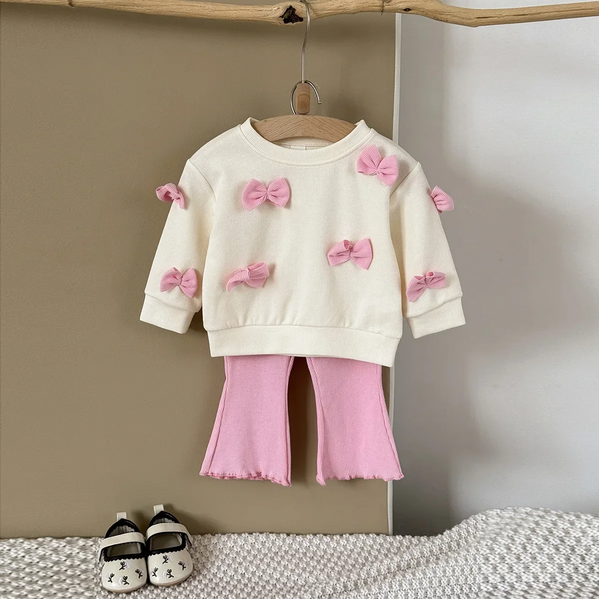 

Autumn Toddler Cotton 2Pcs Set 0-3Y Baby Girl Clothes 3D Bow Embellished Top and Flared Pants for Newborn Casual Girl Outfit