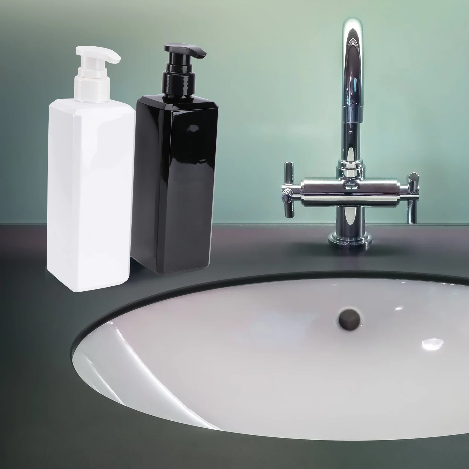 

2Pcs Shower Gel Plastic Bottles Black White Creative Press Pump Soap Dispenser Lotion Container for Home Sink Storage