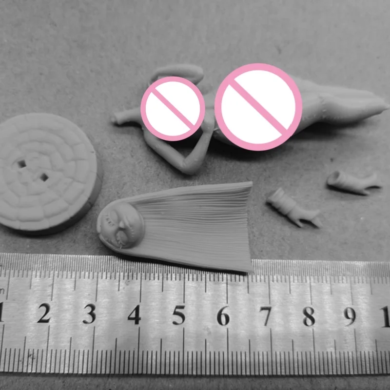 Strange Girl Full Resin Figure Model Kit 1/24 Scale Unassembled Unpainted Toys